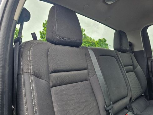 Used 2022 Nissan Frontier SV RWD image 14