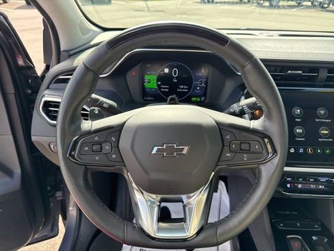 Used 2023 Chevrolet Bolt EUV Premier w/ Sun & Sound Package image 23