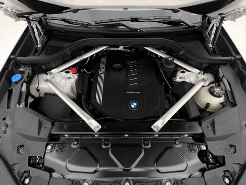 Certified 2022 BMW X5 xDrive40i w/ Luxury Seating Package image 25