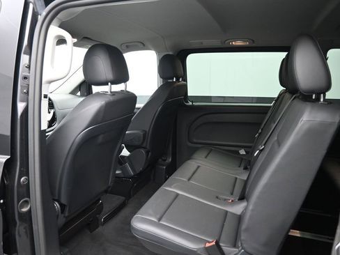 Used 2023 Mercedes-Benz Metris Passenger image 24