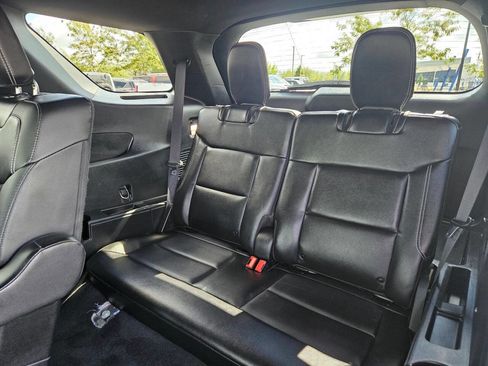 Used 2023 Ford Explorer ST image 29