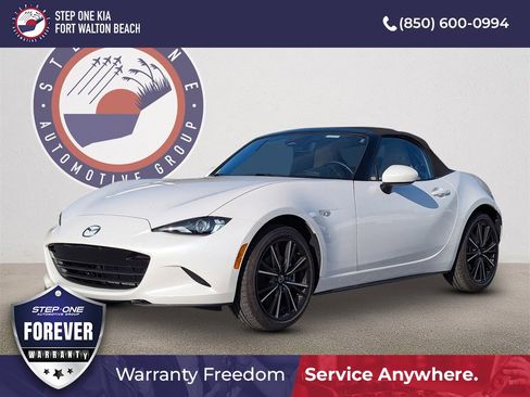 Used 2025 MAZDA MX-5 Miata Grand Touring image 1