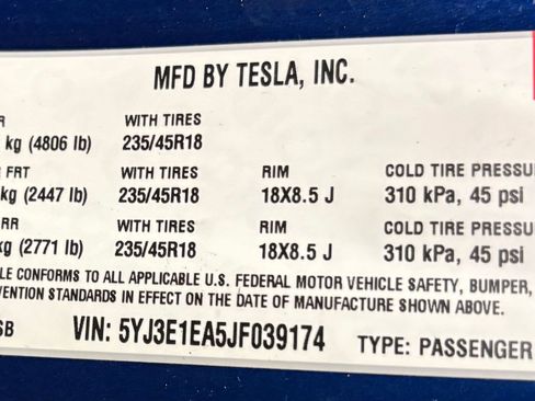 Used 2018 Tesla Model 3 Long Range image 15