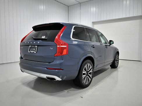 Used 2021 Volvo XC90 T6 Momentum w/ Protection Package Premier AWD/4WD image 39