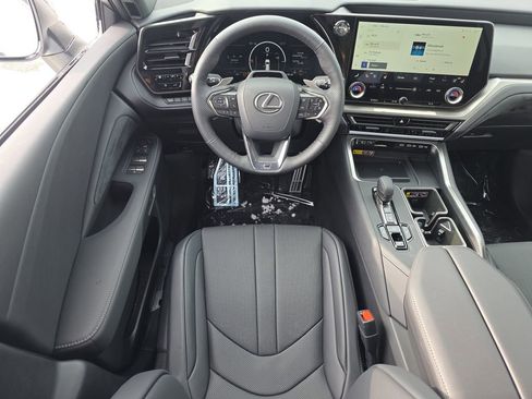 New 2026 Lexus TX 500h AWD image 23