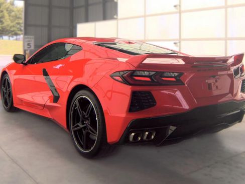 Used 2020 Chevrolet Corvette Stingray Premium Cpe w/ 3LT Preferred Equipment Group RWD image 11