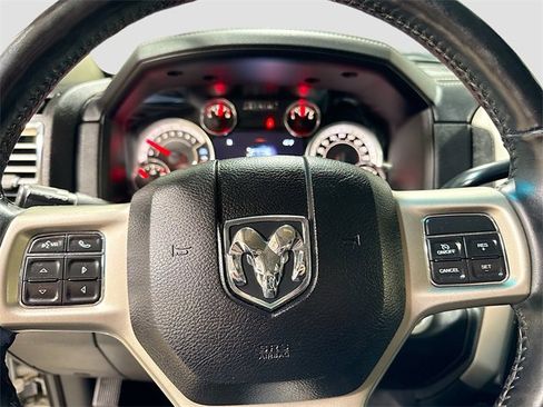 Used 2018 RAM 2500 Laramie image 13