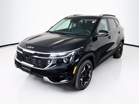 Certified 2024 Kia Seltos EX AWD/4WD image 1