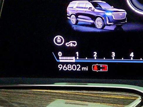 Used 2021 Cadillac Escalade Sport w/ Driver Assist Tech Package image 16