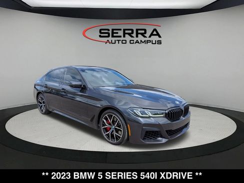 Used 2023 BMW 540i xDrive w/ M Sport Package AWD/4WD image 15