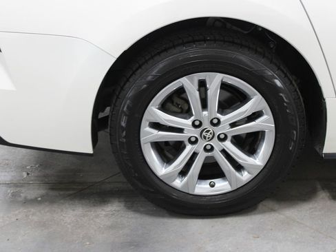 Used 2021 Toyota Sienna Platinum AWD/4WD image 64