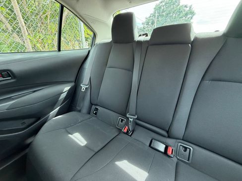Used 2025 Toyota Corolla LE FWD image 34