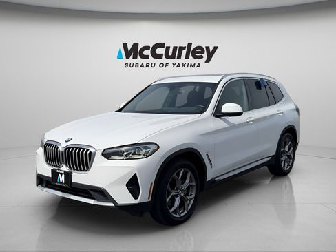 Used 2024 BMW X3 xDrive30i AWD/4WD image 1