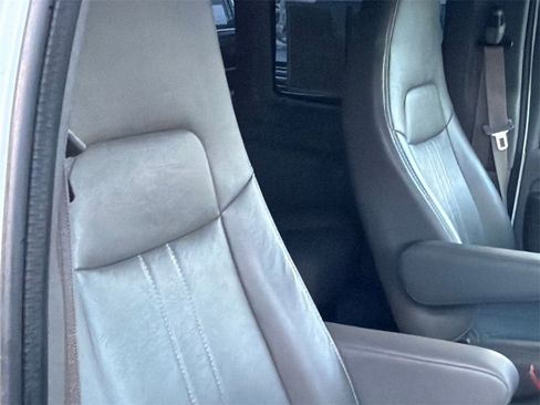 Used 2012 Chevrolet Express 1500 LS image 12