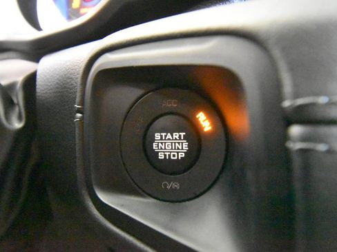 Used 2025 Jeep Wrangler Unlimited Sahara image 20