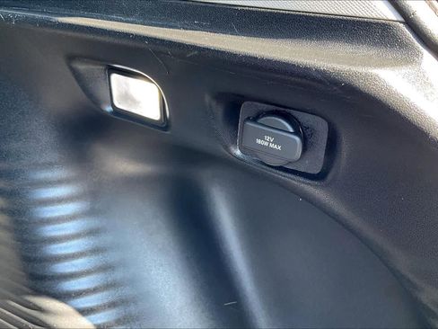 Used 2024 Honda HR-V LX image 32