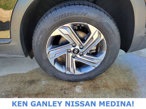 Used 2023 Hyundai Santa Fe SEL image 20