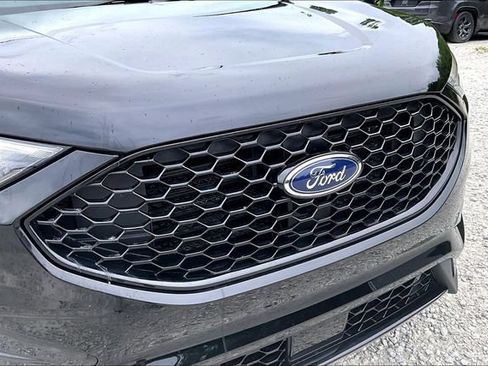 Used 2024 Ford Edge ST-Line w/ Class II Trailer Tow Package AWD/4WD image 29