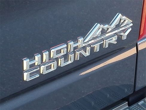 Used 2022 Chevrolet Silverado 1500 High Country image 27