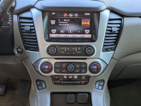 Used 2015 GMC Yukon SLT w/ HD Trailering Package image 21