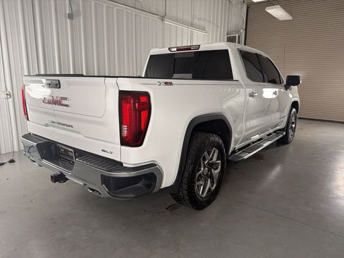 Used 2023 GMC Sierra 1500 SLT w/ SLT Premium Package image 5