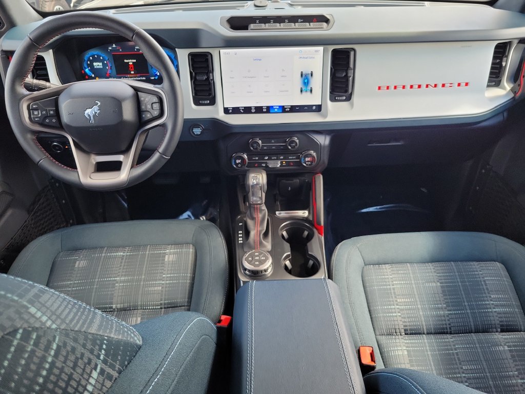 Used 2026 Ford Bronco Heritage Edition AWD/4WD image 12