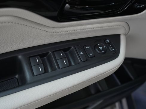 Used 2025 Honda Odyssey Elite image 24