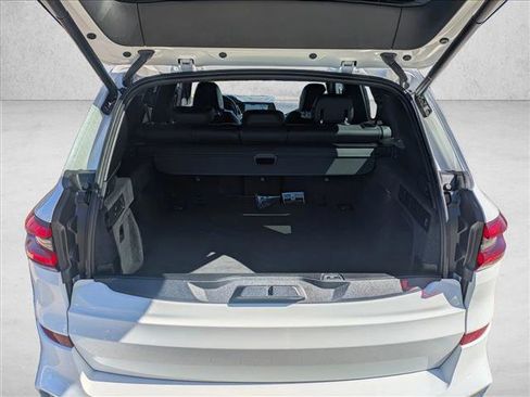 Used 2022 BMW X5 sDrive40i w/ M Sport Package RWD image 6