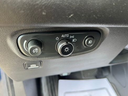Used 2021 GMC Terrain SLT FWD image 28
