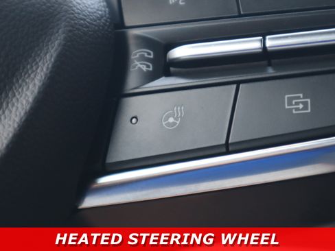 Used 2025 Chevrolet Traverse High Country FWD image 25