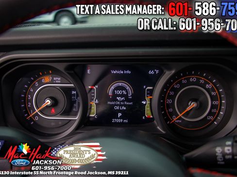 Used 2024 Jeep Wrangler Unlimited Rubicon AWD/4WD image 14