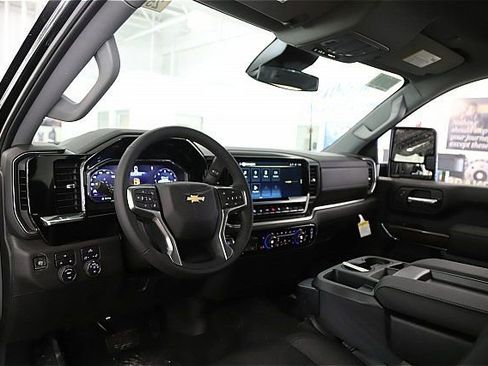 New 2025 Chevrolet Silverado 2500 LT w/ Convenience Package image 7