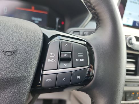 Used 2023 Ford Escape Active image 17