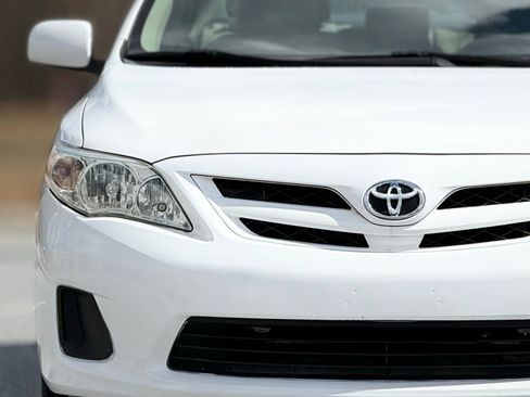 Used 2013 Toyota Corolla L image 13