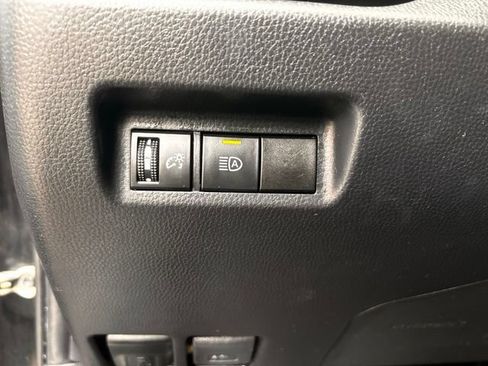 Used 2020 Toyota RAV4 XLE w/ All Weather Liner Package AWD/4WD image 20
