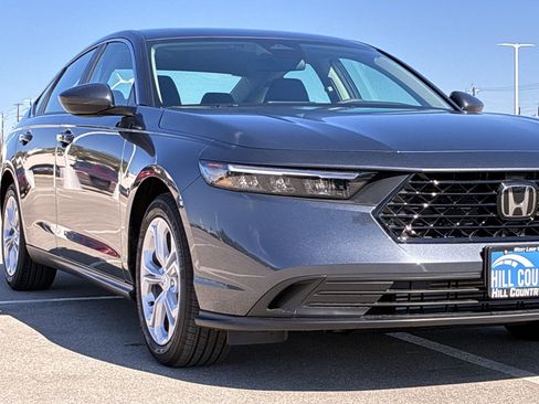 Certified 2025 Honda Accord LX image 10