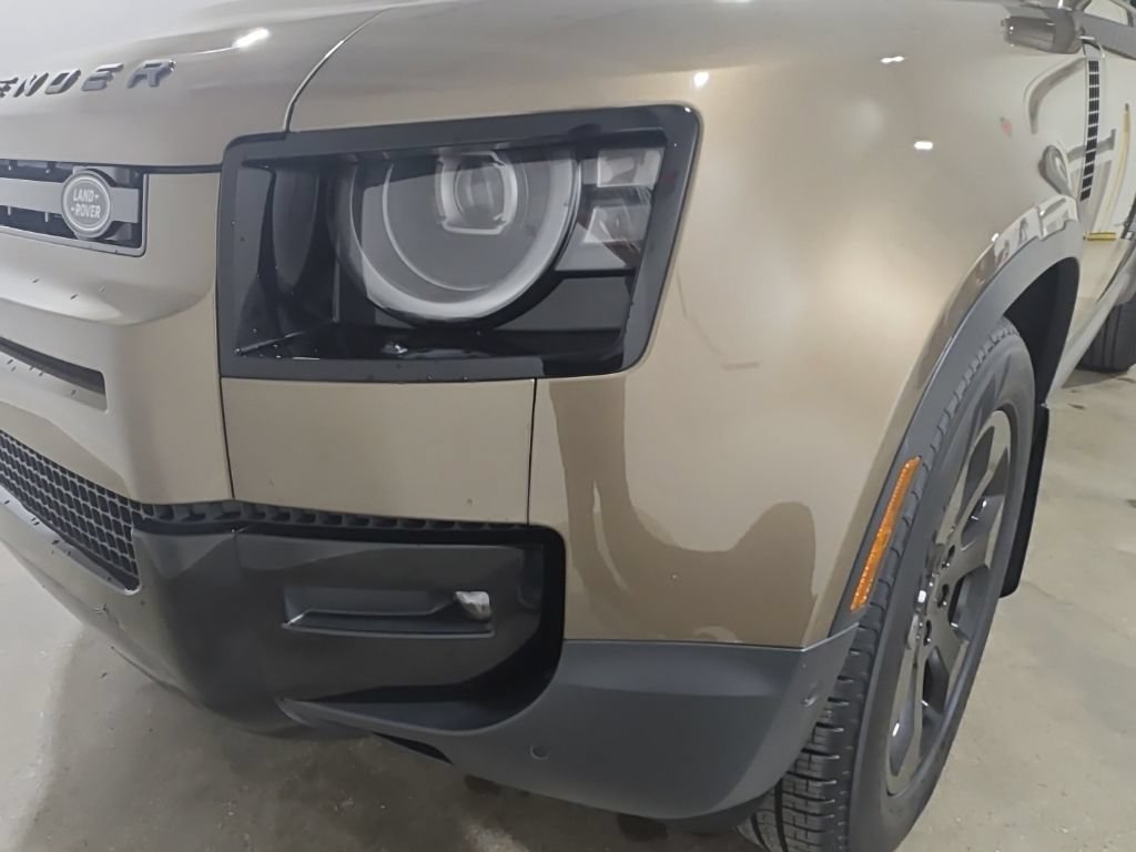 New 2026 Land Rover Defender 110 S AWD/4WD image 11