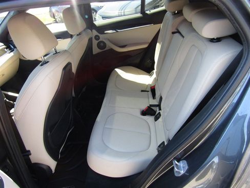 Used 2019 BMW X2 xDrive28i w/ Convenience Package AWD/4WD image 18