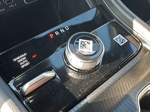 New 2025 Jeep Grand Cherokee L Limited image 30