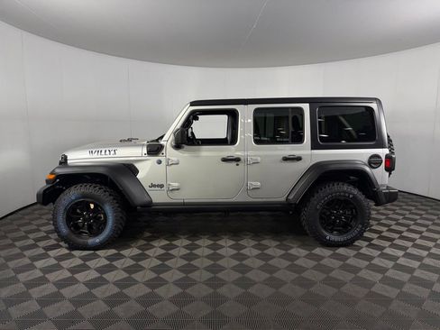 Used 2023 Jeep Wrangler Unlimited AWD/4WD image 11