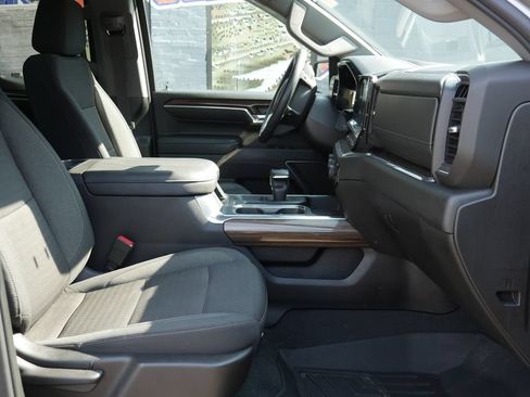 Used 2023 Chevrolet Silverado 1500 RST w/ LPO, Dark Essentials Package AWD/4WD image 8