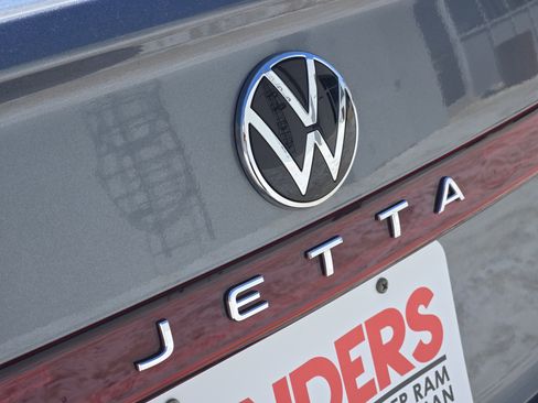 Used 2025 Volkswagen Jetta S FWD image 12