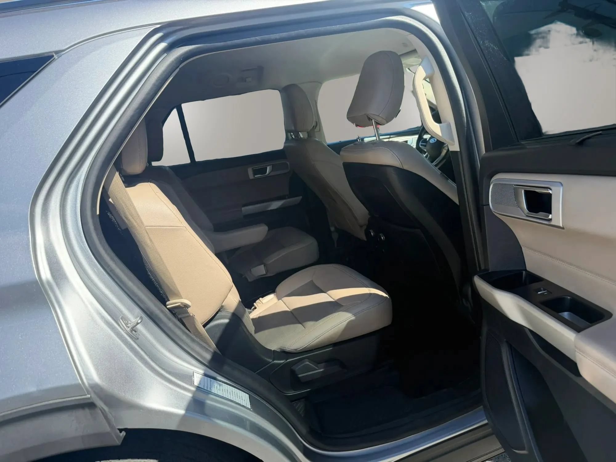 Used 2021 Ford Explorer Limited AWD/4WD image 27