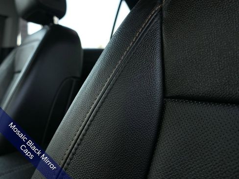 Used 2020 Chevrolet Equinox Premier w/ Premier Redline Edition image 15