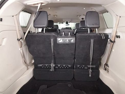 Used 2017 Chrysler Pacifica Touring-L FWD image 25