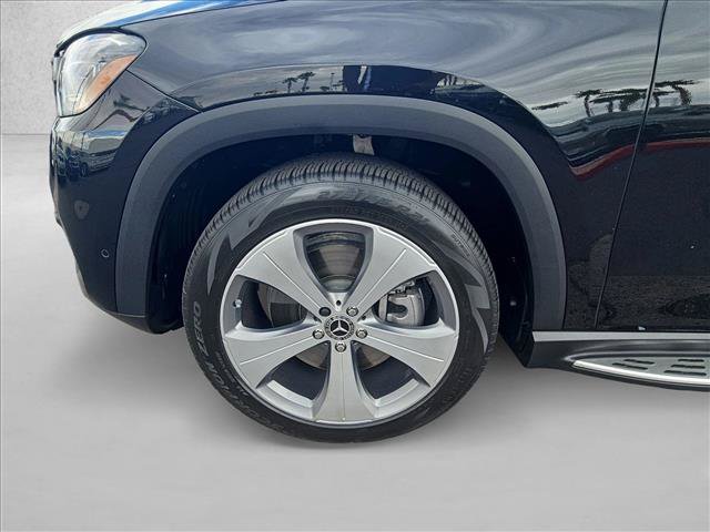 Used 2021 Mercedes-Benz GLS 450 4MATIC image 27
