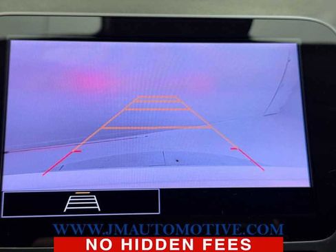 Used 2023 Chevrolet Malibu LT image 30