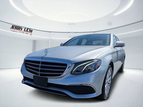 Used 2020 Mercedes-Benz E 350 4MATIC Sedan w/ Parking Assistance Package image 7