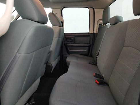Used 2016 RAM 1500 Express RWD image 18