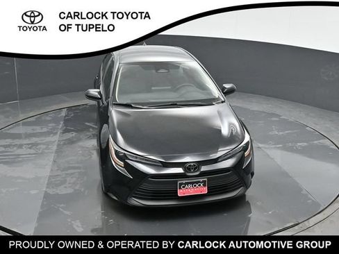 Used 2024 Toyota Corolla LE FWD image 33